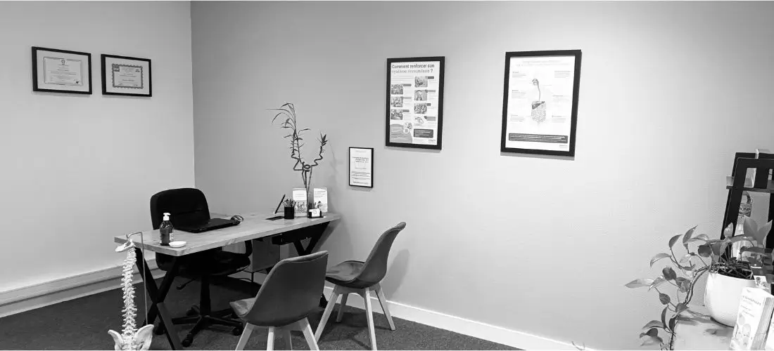 photo noir et blanc cabinet de chiropraxie Angoulême