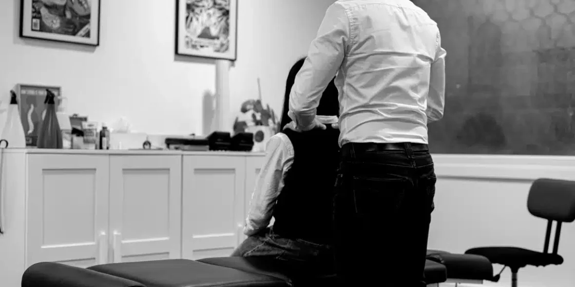 Photo Chiropracteur Consultation Quentin Rauwel
